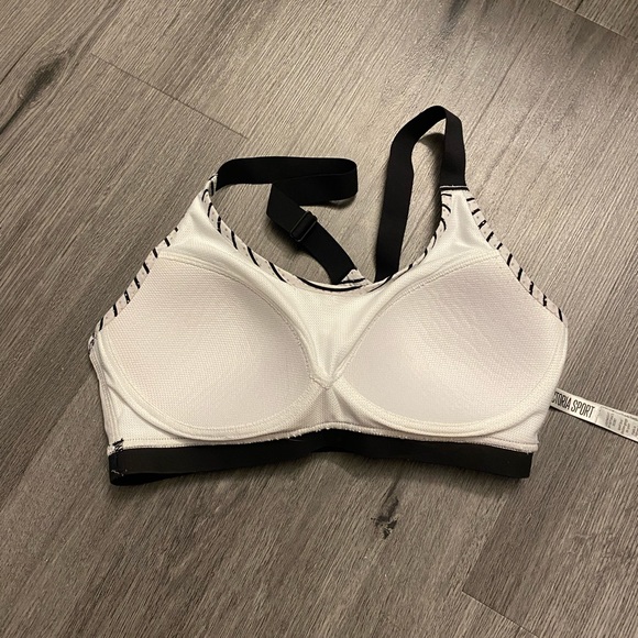 Victoria secret sports bra black and white striped - Picture 4 of 6